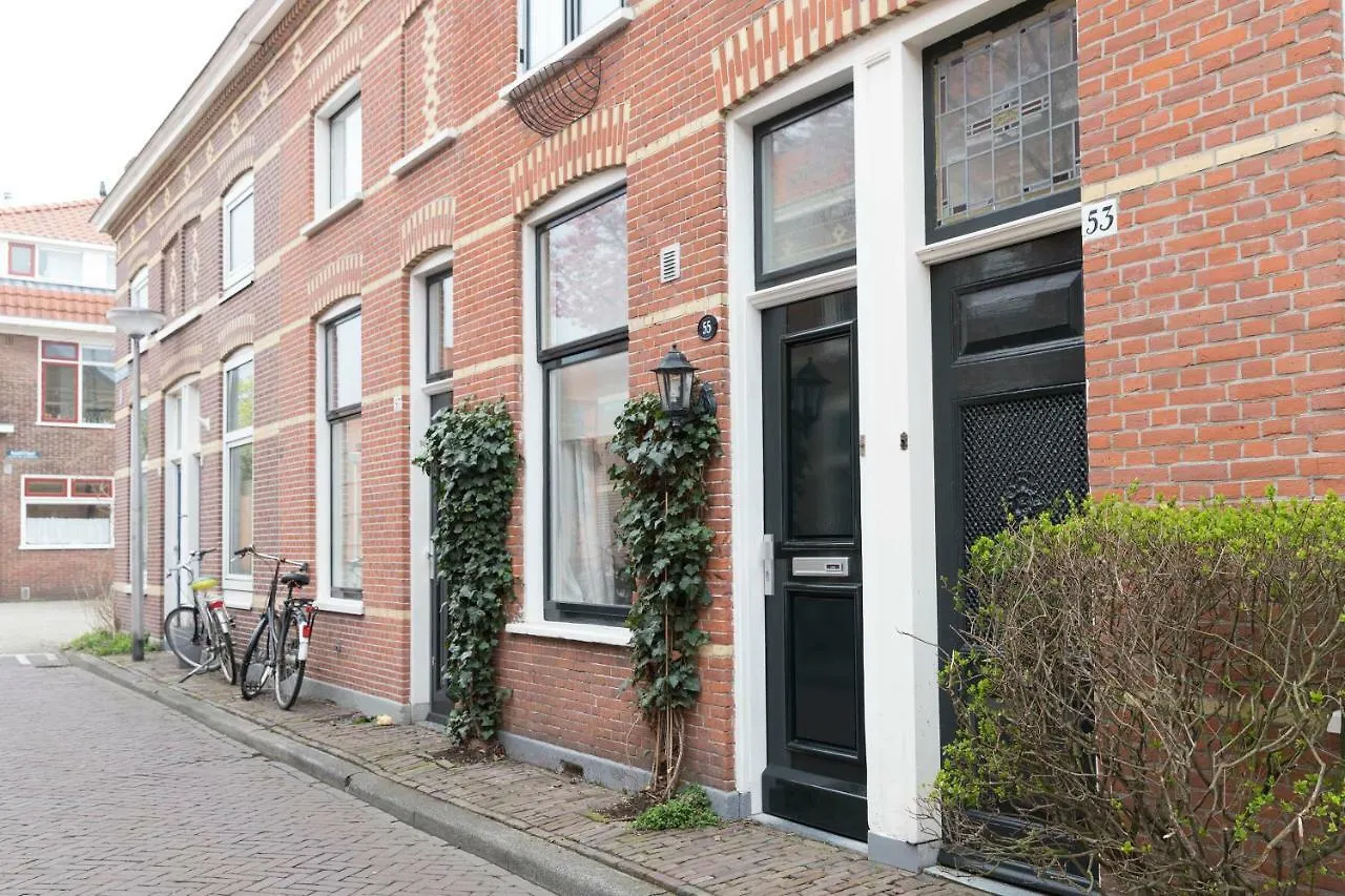 Holiday home Vermeerhuisje Villa Delft